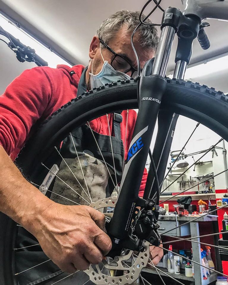 Officina mountain bike val di sole Officina piccole riparazioni e assistenza anche ai ciclisti di passaggio