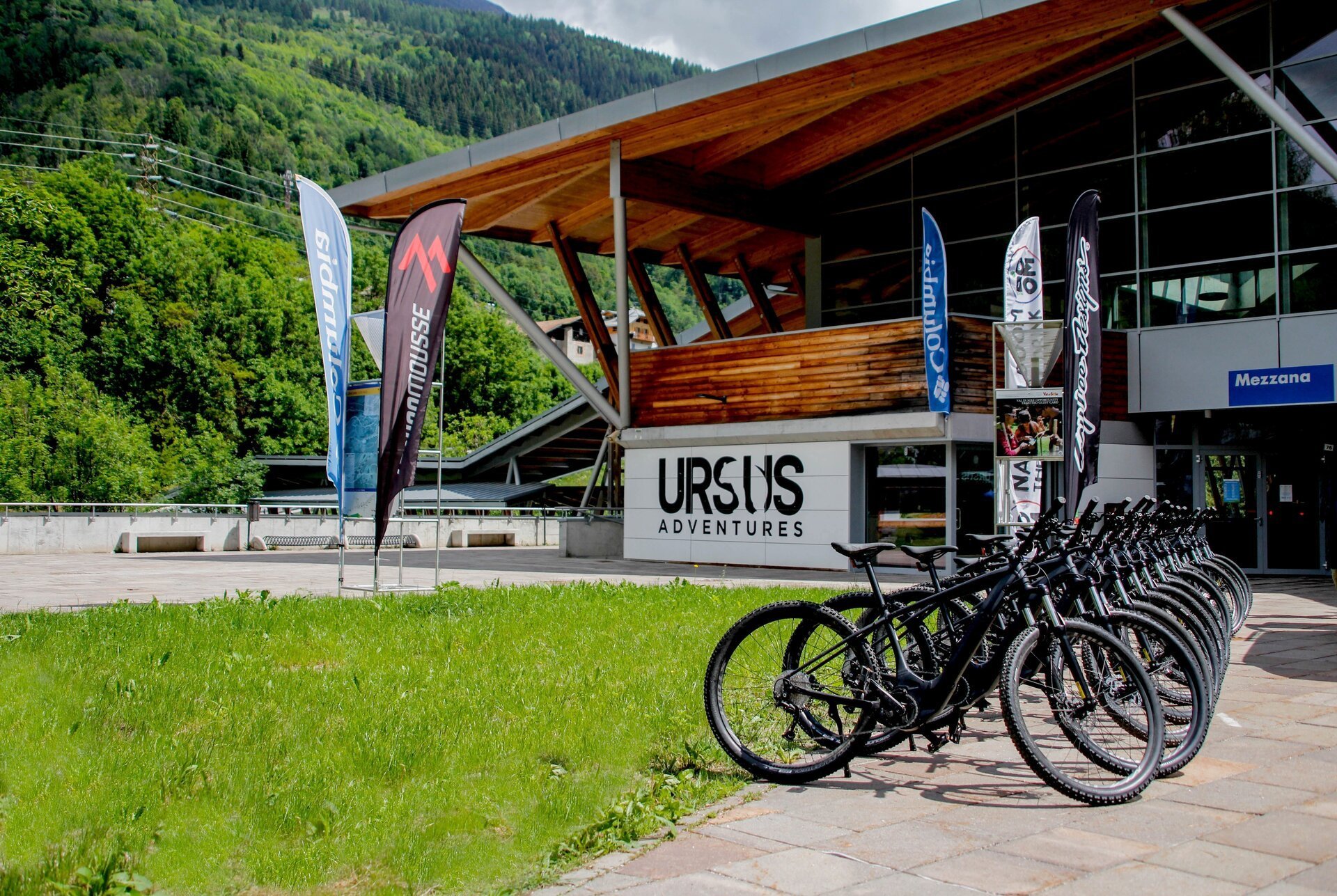 ursus base mezzana